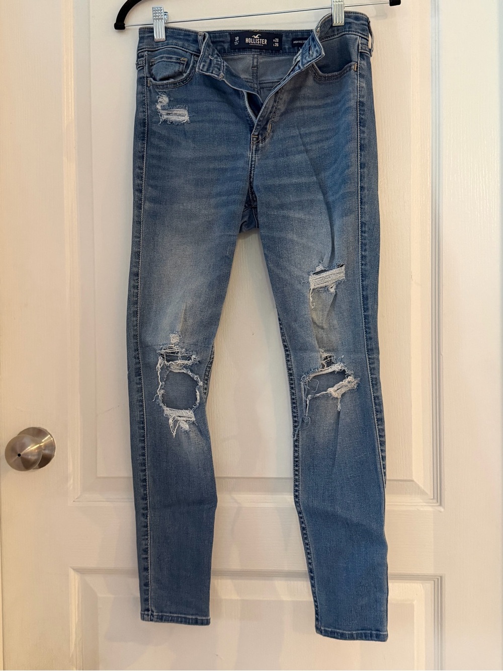 Hollister Women's distressed super skinny jeans